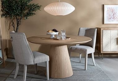 Elegant round dining table in Dubai