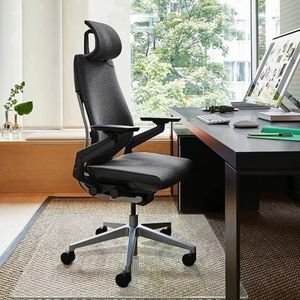 Office visitor chair in Dubai